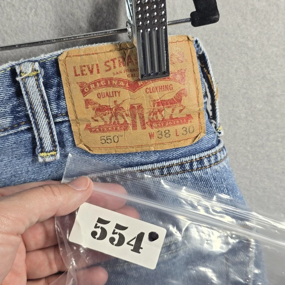 Levis‎ 550 Jeans Mens 38x30 Blue Relaxed Denim Pants Medium Wash Tapered Leg